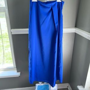 Abody walk thru skirt